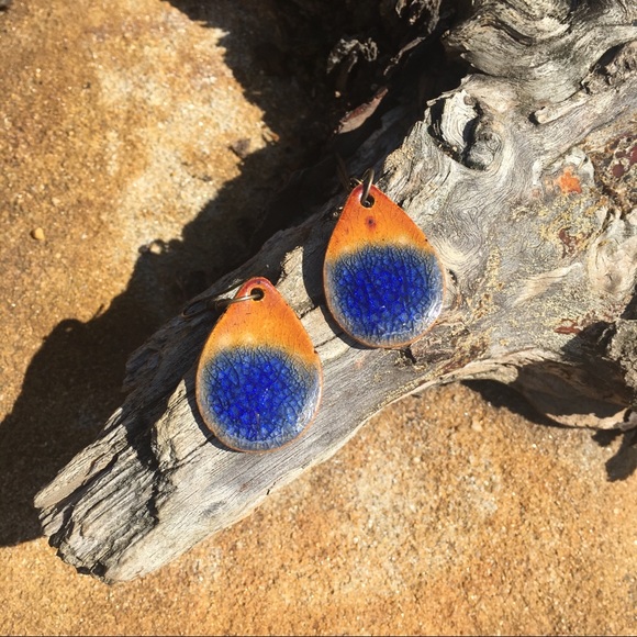 Colorful Chilean Pottery Earrings - Picture 3 of 7
